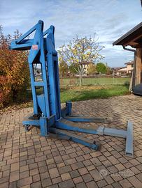 Sollevatore auto