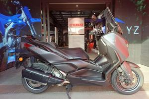 YAMAHA X-MAX 300 my 23