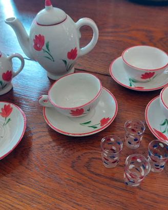 Delizioso Set da Tè in Miniatura