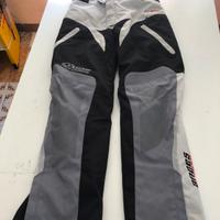 Pantaloni gran turismo