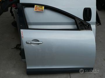 Portiera laterale anteriore destra RENAULT MEGANE 