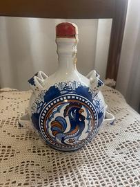 Bottiglia in ceramica di Faenza