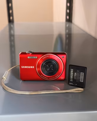 Samsung ST93 fotocamera digitale rossa y2k 16.1 MP
