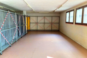 Magazzino per stoccaggio merce