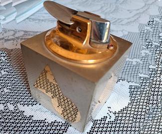 Antico accendino da tavolo in argento Ronson