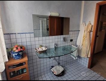 Lavabo vetro e specchio