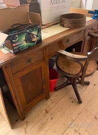 Scrivanie a legno antico