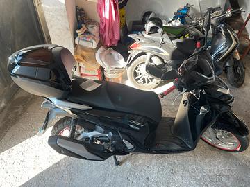 Honda SH 350 i