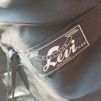 pelliccia nera di Astrakan 