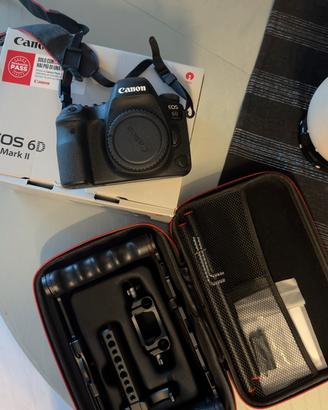 Canon EOS 6D Mark II – 30.000 scatti + accessori
