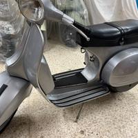 Vespa p 200 e
