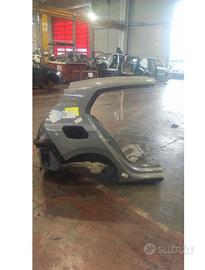 Taglio parafango lato destro vw golf 8 gti