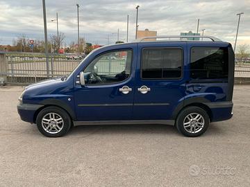 FIAT DOBLO' 19 jtd malibu 5 posti solo 131000 km