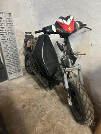Scooter Derbi predator