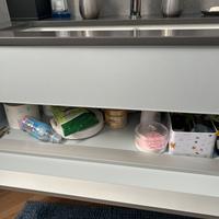 Mobile bagno completo di lavandino