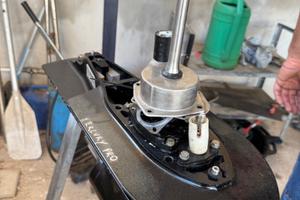 Ricambi fuoribordo di tutti i tipi