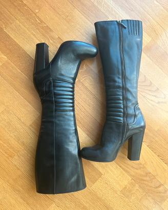 Stivale pelle nero alto