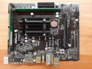 scheda madre ASRock Q1900M con processore