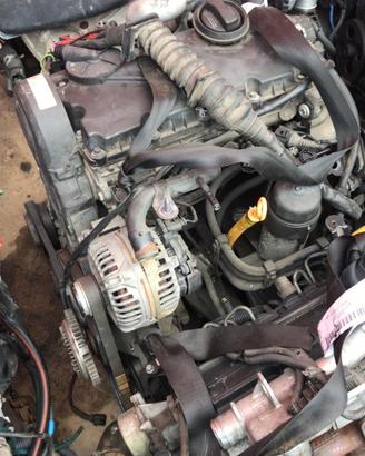 Motore volkswagen Passat 2002 1.9 TDI 100CV AVB