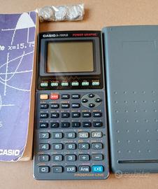 Calcolatrice scientifica grigia Casio 7700gb