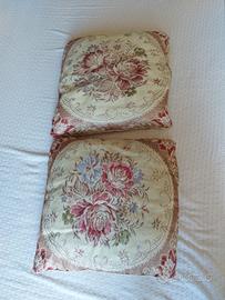 cuscini divano letto a fiore