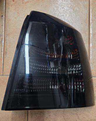 fari posteriori opel astra