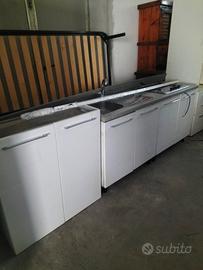 cucina lineare 180 più 60 colonna con forno 