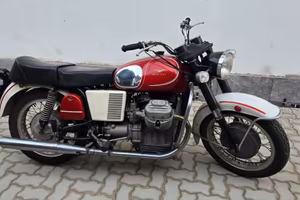 Moto Guzzi V7 SPECIAL SPORT