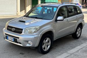 Toyota RAV 4 RAV4 2.0 Tdi D-4D cat 5 porte Sol