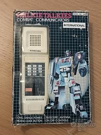 WALKIE TALKIES "Combat communicators"