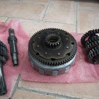 2 Cambio e Frizione nuova Suzuki Ts 400