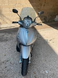 Piaggio Beverly 300 S