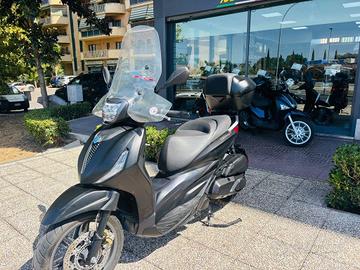 PIAGGIO Beverly 400 i.e. PASSAGGIO E TAGLIANDO I