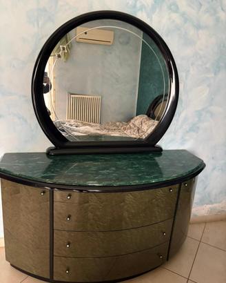 Arredamento camera da letto.