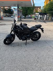 Yamaha mt-07