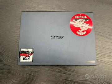 ASUS Expertbook B3