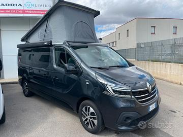 Van RENAULT TRAFIC con tetto sollevabile da 5,40 m
