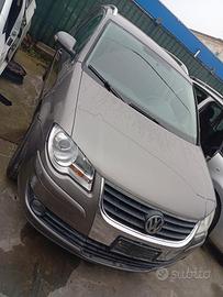 Ricambi usati VW Touran anno 2008 - cil 2.0 metano