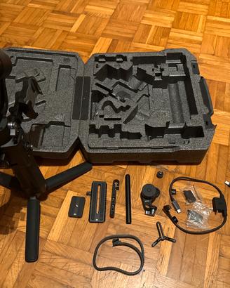 Stabilizzatore DJI Ronin-SC Professional