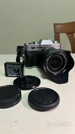 Fujifilm X-T10 Silver+Obiettivo XF 18-55mm f/2.8-4