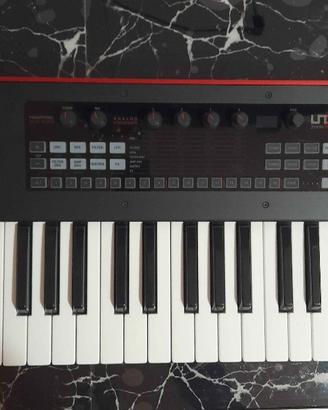 Ik Multimedia UNO SYNTH PRO