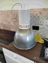 LAMPADE INDUSTRIALI