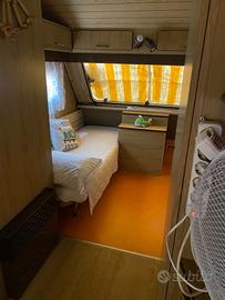 Roulotte vacanza in campeggio
