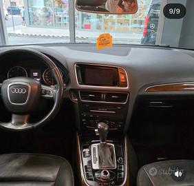 Audi Q5 3000 