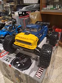 monster arrma notorious 6s 22.2v 2.4ghz