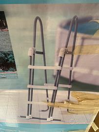 Scaletta per piscina