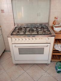 cucina gas e cappa Lofra