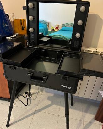 POSTAZIONE MAKEUP INGLOT  – KC-209