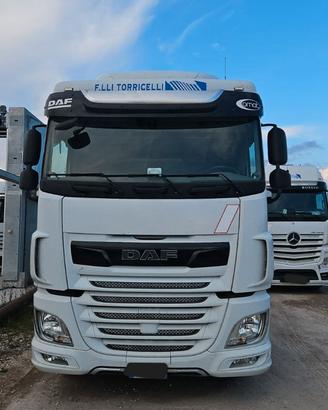 Trattore stradale DAF XF 480 2021