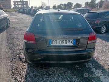 audi A3 s.line originale 2.o 16 valvole colore ant